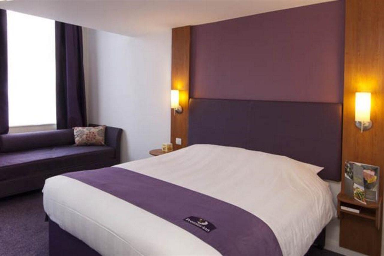 Premier Inn London City Extérieur photo