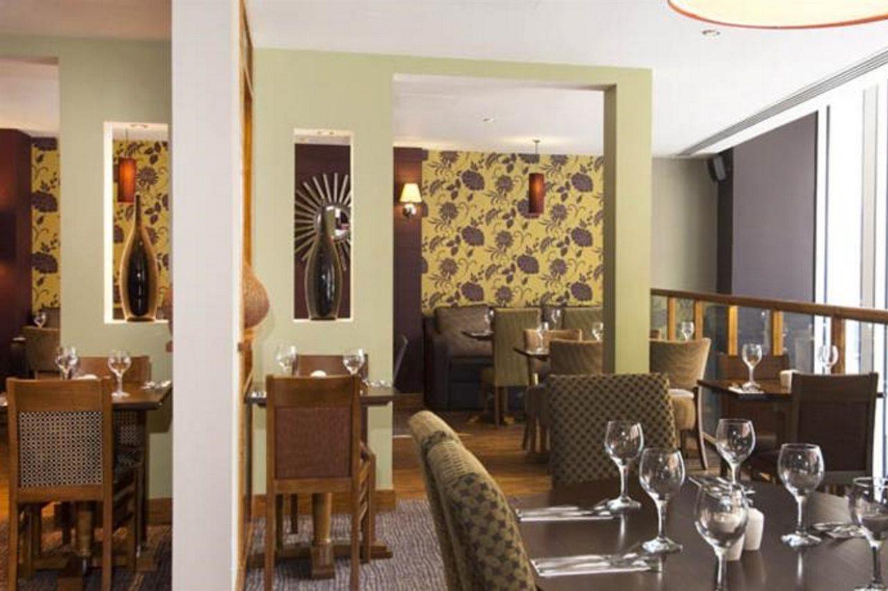 Premier Inn London City Extérieur photo